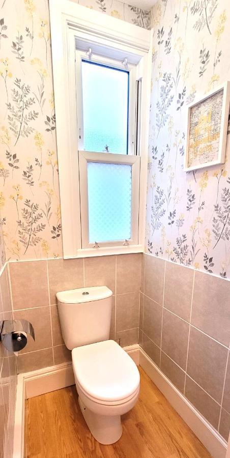 Hartoft St - 2 Bed Near River York Esterno foto