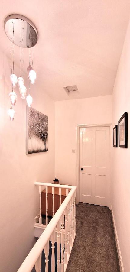 Hartoft St - 2 Bed Near River York Esterno foto